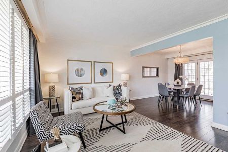 For Lease - 3 Acton Avenue, Toronto, Ontario - Photo 2