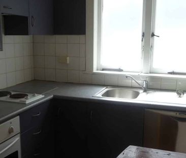 GRAFTON one bedroom Art Deco Apartment - Photo 4