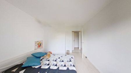 Location Appartement 3 pièces 63m² - Photo 3