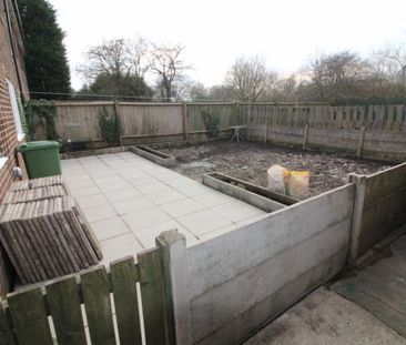 2 Bedroom Ground Floor Flat - Photo 5