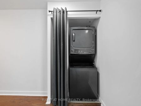 373 FRONT ST WEST Street #2903 - Photo 2