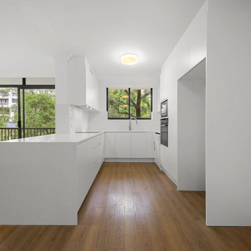 2b/17-19 Waverley Street, Bondi Junction. - Photo 1