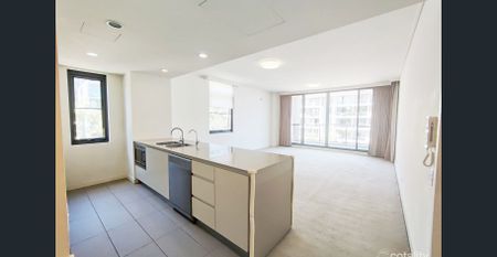 2 Bedroom 2 Bath w Parking - Photo 5