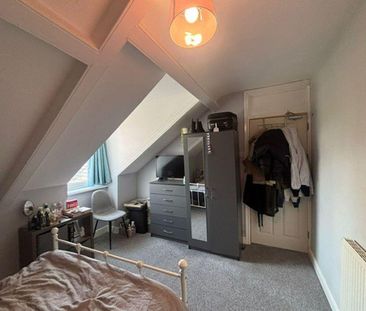 1 bedroom in a flat share to rent - Photo 4