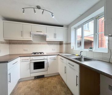 2 bedroom terraced house to rent - Photo 4