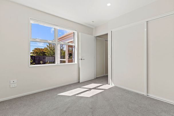 76 Sullivan Ave, Woolston - Photo 1