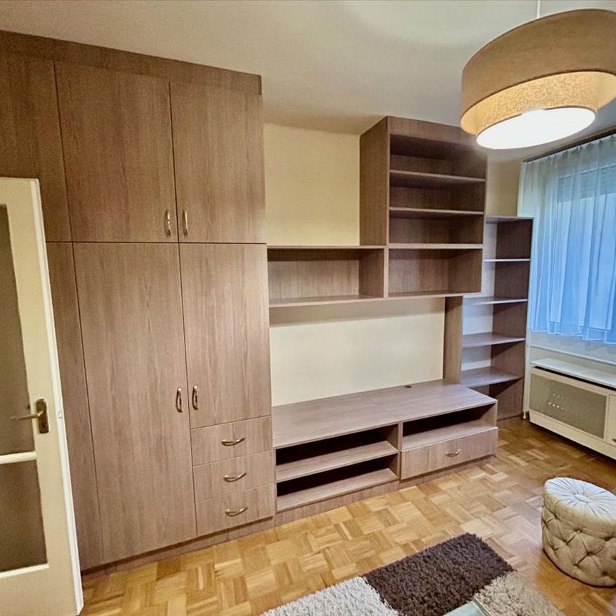 Kiadó felújított lakás - Debrecen - Fotó 1