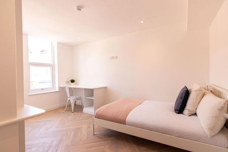 8 bedroom house to rent - Photo 3