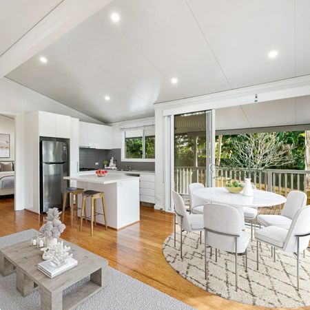 Contemporary 2 bedroom beach cottage - Photo 4