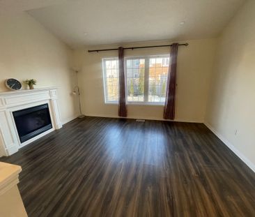 For Lease - 1359 Whitelaw Avenue, Oshawa, Ontario - Photo 2