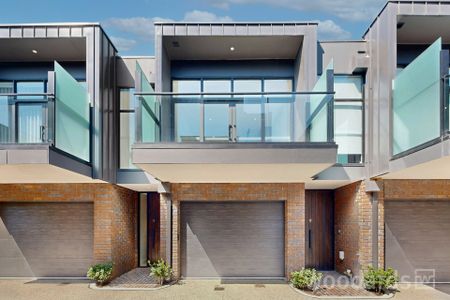 A Masterclass in Contemporary Elegance – Brand New Architecturally Designed 2 Bedroom Townhouse - Photo 5