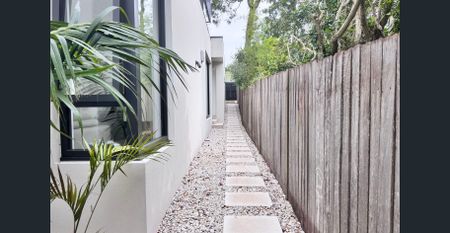 Modern Comfort Meets Unbeatable Convenience – Brand New 2-Bedroom Granny Flat - Photo 5