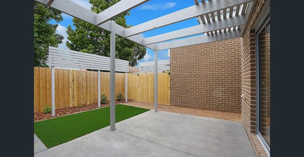 Lifestyle Living in Central Hastings - Photo 1