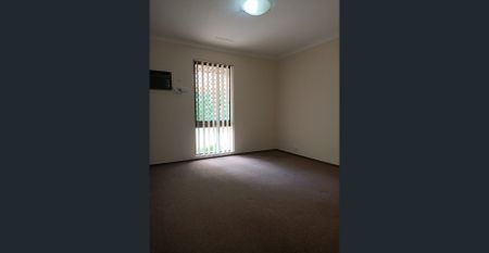 ROSSMOYNE HIGH SCHOOL ZONE! - Photo 5