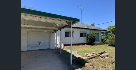 Modern Comfort & Great Convenience in the Heart of Campbelltown 3 Bedrooms I 1 Bathroom I Garage + Carport - Photo 3