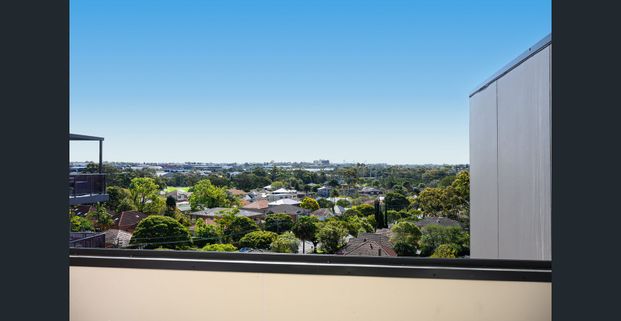 Modern 2 Bedroom Apartment - Available 2/12/2025 - Photo 1