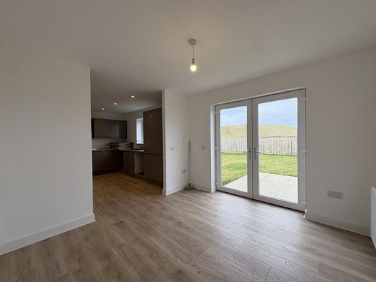 3 bedroom detached house to rent - Photo 1