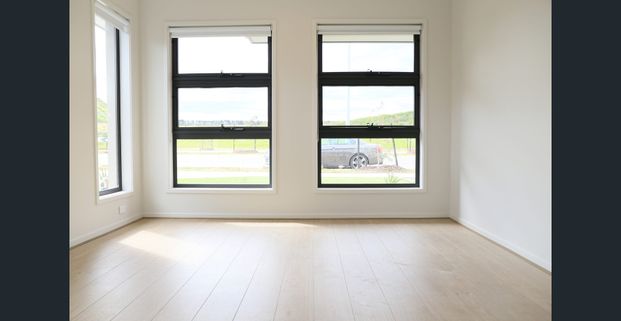 3 Days Free Rent - Brand New 4-Bedroom Home - Photo 1