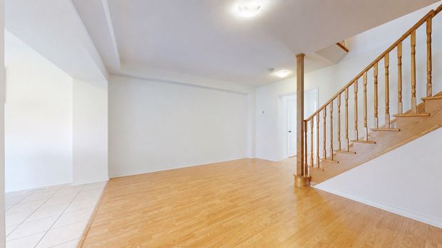 For Lease - 147 John Davis Gate Unit# Partial, Whitchurch-Stouffville, Ontario - Photo 1