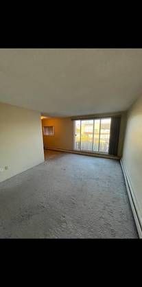 1 Bed/1 Bath Apartment - Photo 1