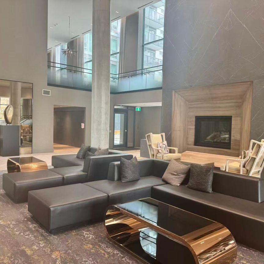 For Lease - 2450 Old Bronte Road Unit# 302, Oakville, Ontario - Photo 1