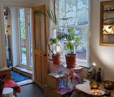 2 Bed Flat, Hornsey, N8 - Photo 3