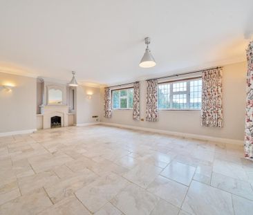 6 bedroom detached house to rent - Photo 3