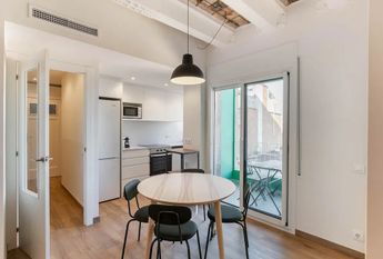 Carrer de Rogent, Barcelona, Catalonia 08026