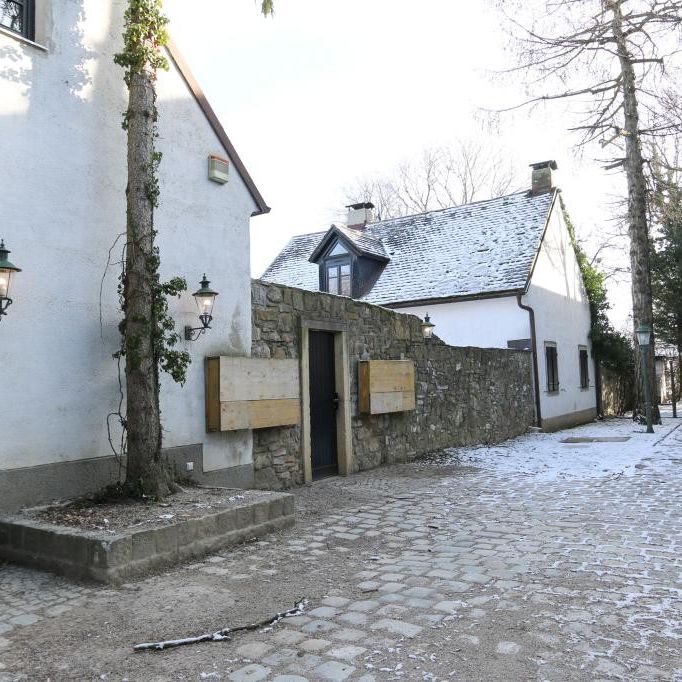 Idyllisch residieren in historischem Ambiente oben am Kahlenberg ! RARITÄT - Foto 1