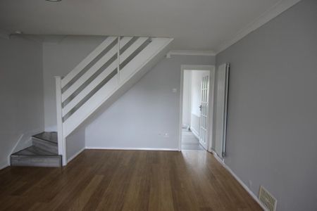 2 bedroom terraced house to rent - Photo 3