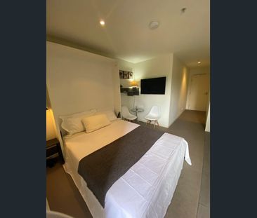 Fully Furnished Studio Apartment - Photo 4