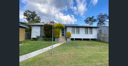 3 Bedroom Home in Darra - Photo 4
