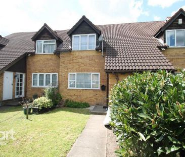 3 bedroom terraced house to rent - Photo 2