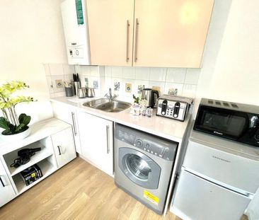 Studio Flat, Popes Lane, W5 - Photo 1