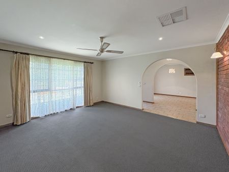 24 Holly Street, Golden Square - Photo 4