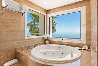 6 bedroom luxury Villa for rent in Marbella, Spain