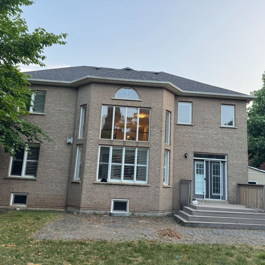 For Lease - 3279 Raspberry Bush Trail, Oakville, Ontario - Photo 1