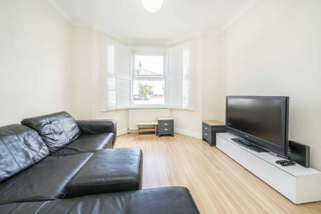 Wellfield Road, Streatham Hill, SW16, London - Photo 3