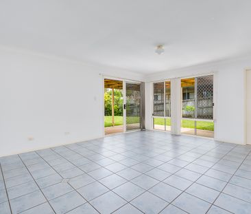 8 Paterson Place, Forest Lake QLD 4078 - House For Rent | Domain - Photo 2