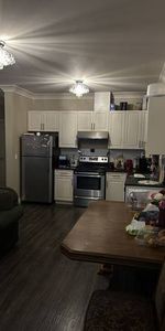 Large, beautiful, 2-bedroom suite - Photo 4