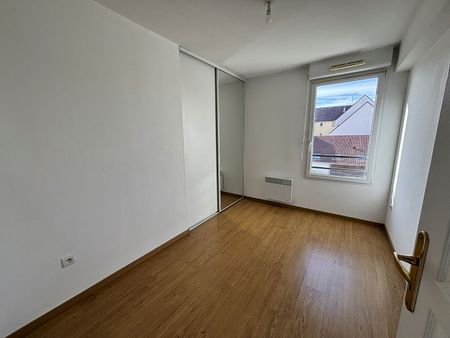 Location Appartement 3 pièces 58m² - Photo 2