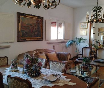 Quadrilocale via dell'Indipendenza 19, Centro Storico, Bologna - Foto 4