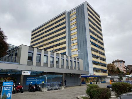 Lovely 2.5 room apartment partially furnished - Photo 5