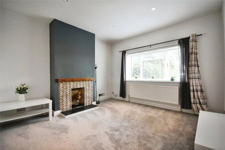 3 bedroom semi-detached house to rent - Photo 4