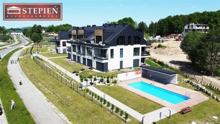 Apartament idealny dla osób ceniących komfort, bezpieczeństwo oraz bliskość natury. - Фото 2