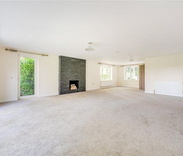 4 bedroom detached house to rent - Photo 4