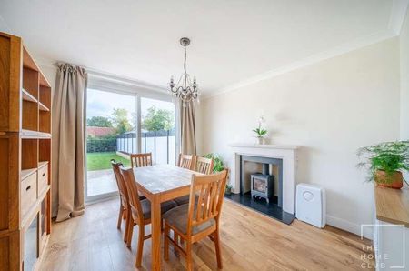 East Meads, Guildford, GU2 - Photo 3