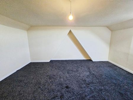 4 bedroom apartment to rent - Photo 3