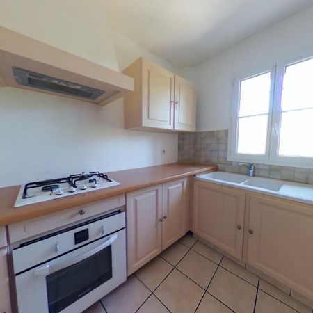 Location Appartement 3 pièces 62m² LORGUES 83510 - Photo 4