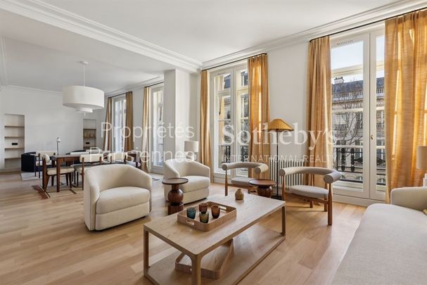 Tout savoir sur cet appartement à Paris 7ème - Photo 1